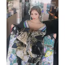 けいな
