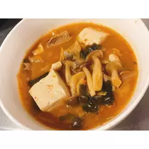 愛羽 仁美