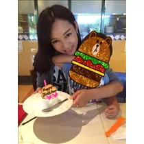 愛羽 仁美