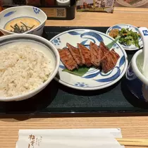 みさと