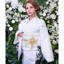 愛泉 萌華