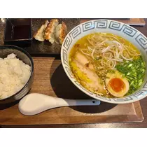 れいな