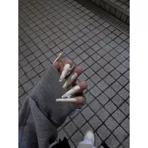 佐野 エマ