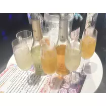 小鳥遊 もか