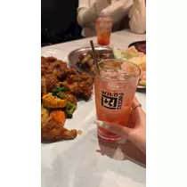 佐野 エマ