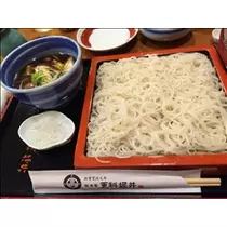 愛羽 仁美