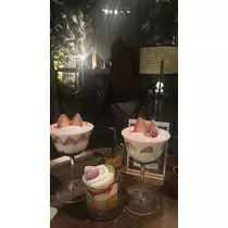 佐野 エマ