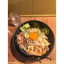 佐野 エマ