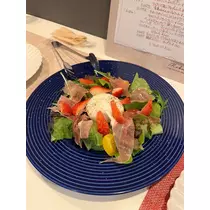 みいな