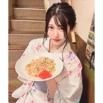 天乃 りさ