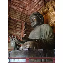エミ （スタッフ）