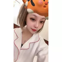 小川 真央