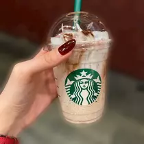 愛羽 仁美