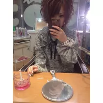 蓮見 リア