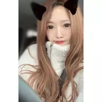 葉月 りほ
