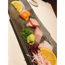 智華
