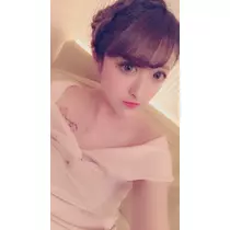 安達  美袮