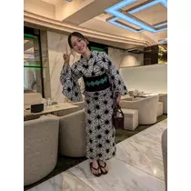 黒川 すみれ