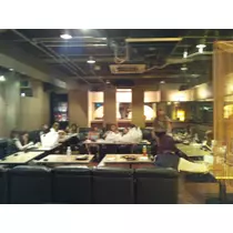 愛羽 仁美