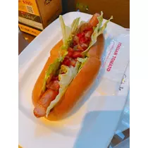 愛羽 仁美