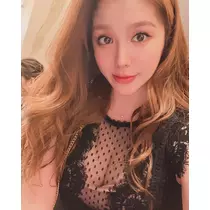 黒輝 りさ