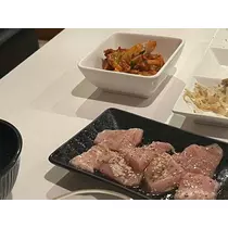 乙川 ゆあ