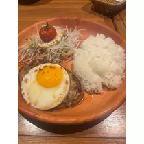 三鷹 真綺