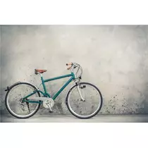 エミ （スタッフ）