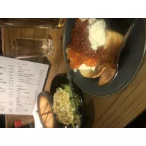 モモ