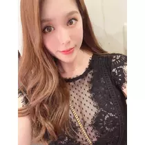黒輝 りさ
