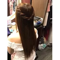 愛羽 仁美