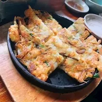 足立 はな