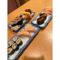 ティラノまな