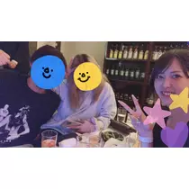 黒服みい