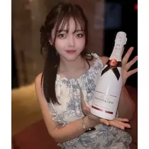 妃 えりな