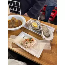 ティラノまな