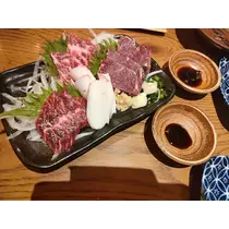 みさ