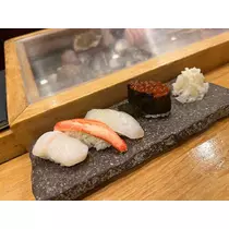 美波 ななみ