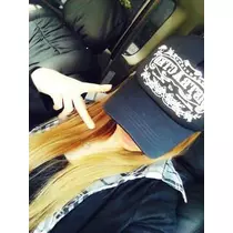 愛羽 仁美