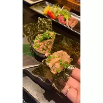 葉月 りほ