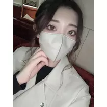 三鷹 真綺
