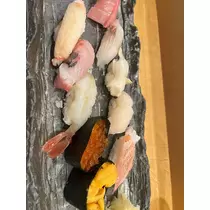 黒輝 りさ