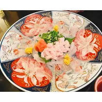 愛羽 仁美