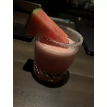三鷹 真綺