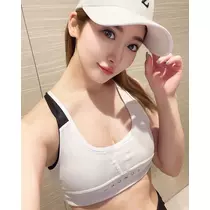 美波 あいか