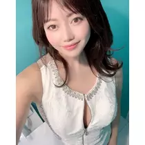 妃 えりな