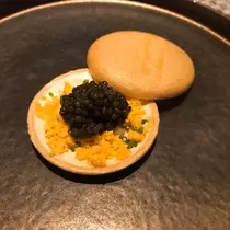 愛咲 まみ