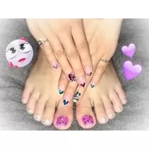 荒木 ナツミ