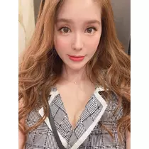 黒輝 りさ
