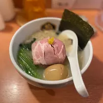 みさ